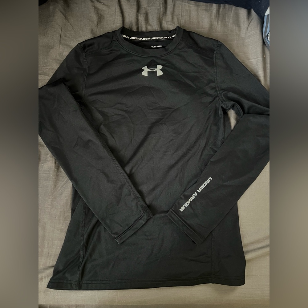 Black Under Armour Compressions Shirt